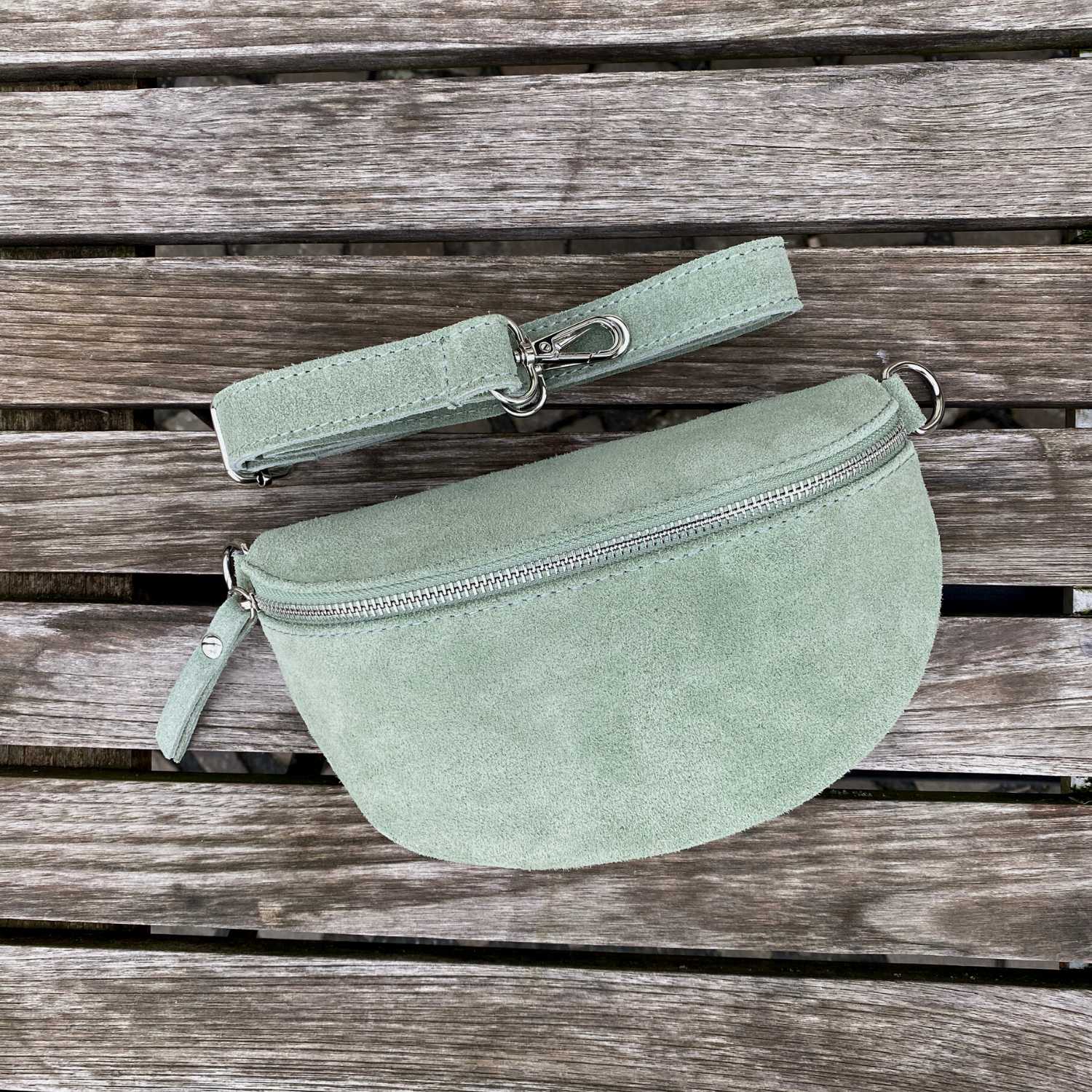 mint_grüne_bauchtasche_wildleder