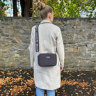 Cord Crossbody Tasche