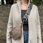 Gesteppte Bauchtasche