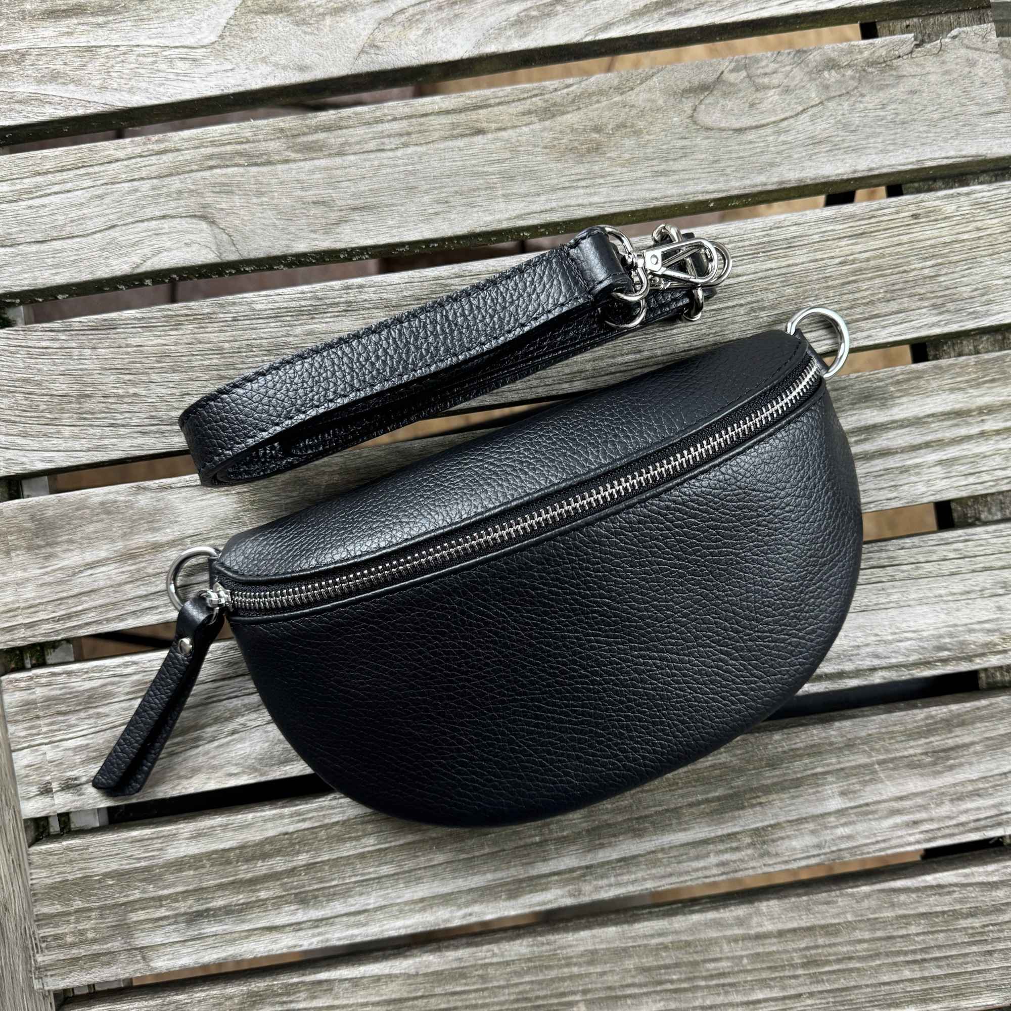 kleine Bauchtasche Damen - Schwarz - MAONI 