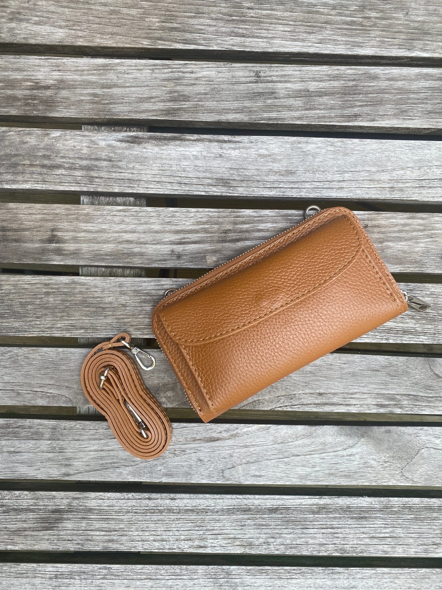 Portemonnaie und Handytasche zum Umhängen aus Leder - MAILAND - MAONI